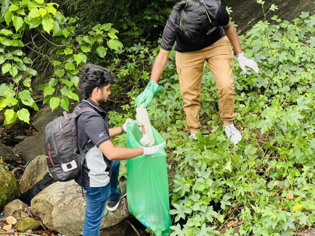 ZeroPlastic Volunteers Clean Up Athugala Road in Kurunegala Under Operation Earthcare